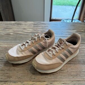 Adidas Women’s Run 60’s 3.0 pink size 9.5